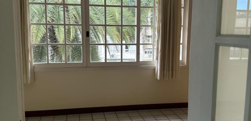 Casa 3 andares 5 quartos – Condominio Ingá – Niteroi