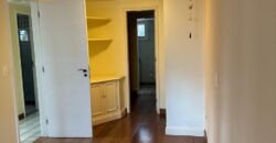Casa 3 andares 5 quartos – Condominio Ingá – Niteroi