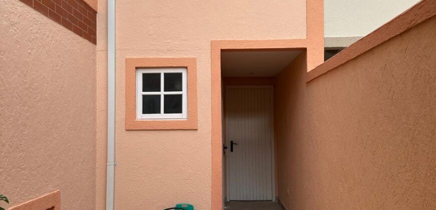 Casa 3 andares 5 quartos – Condominio Ingá – Niteroi