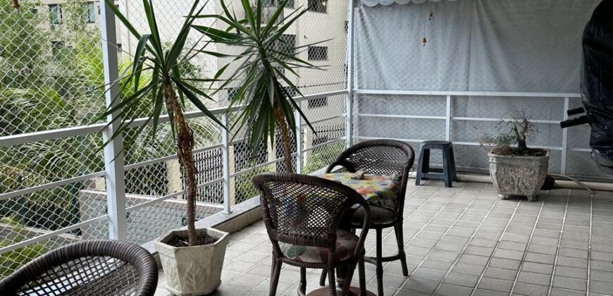 Casa 3 andares 4 quartos – Condomínio Ingá Niterói