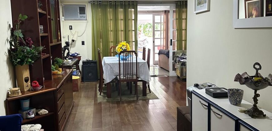Casa 3 andares 4 quartos – Condomínio Ingá Niterói