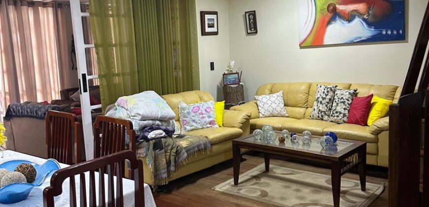 Casa 3 andares 4 quartos – Condomínio Ingá Niterói