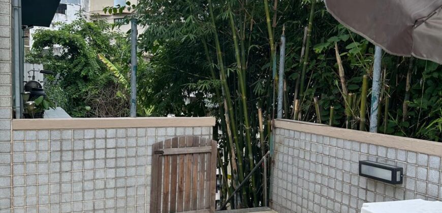 Casa 3 andares 4 quartos – Condomínio Ingá Niterói